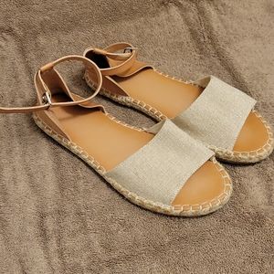Espidrill flat sandals